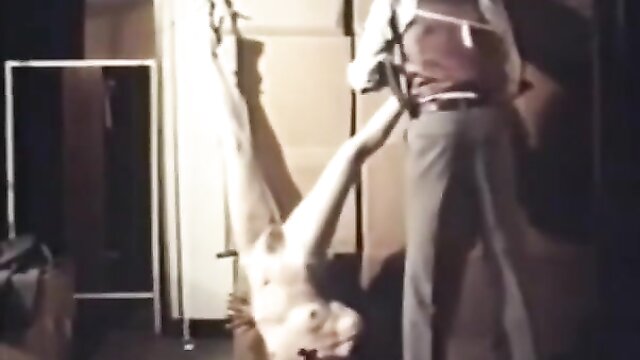 bondage slavegirl