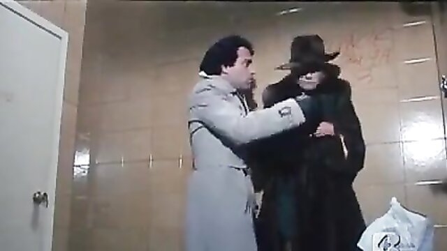 barbara bouchet in 40 gradi allaombra del lenzuolo 1976 episode on xhamster