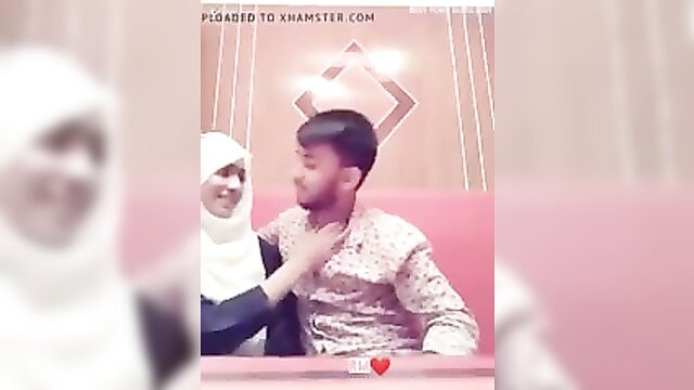 bangladeshi girlfriend and boyfriend resturent hot video on xhamster