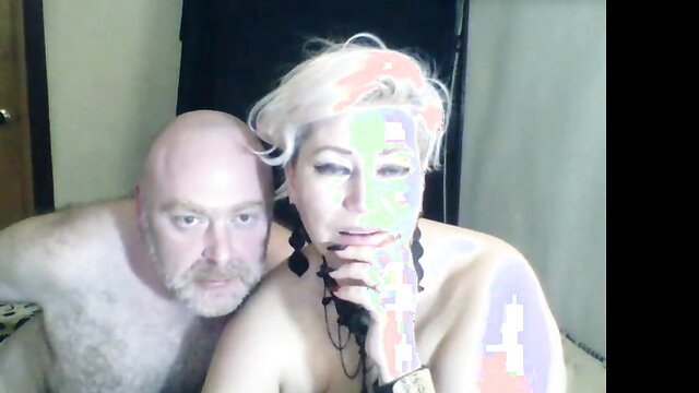 mature couple webcam