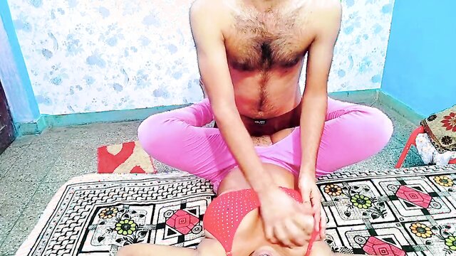 soniya bhabhi yoga sikhane