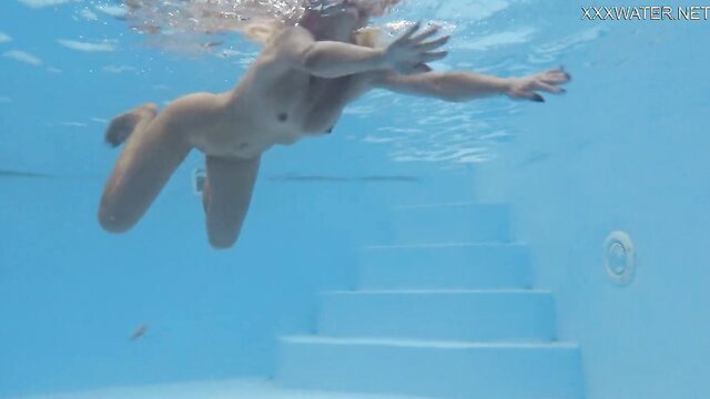 underwater swimming girls 18+
